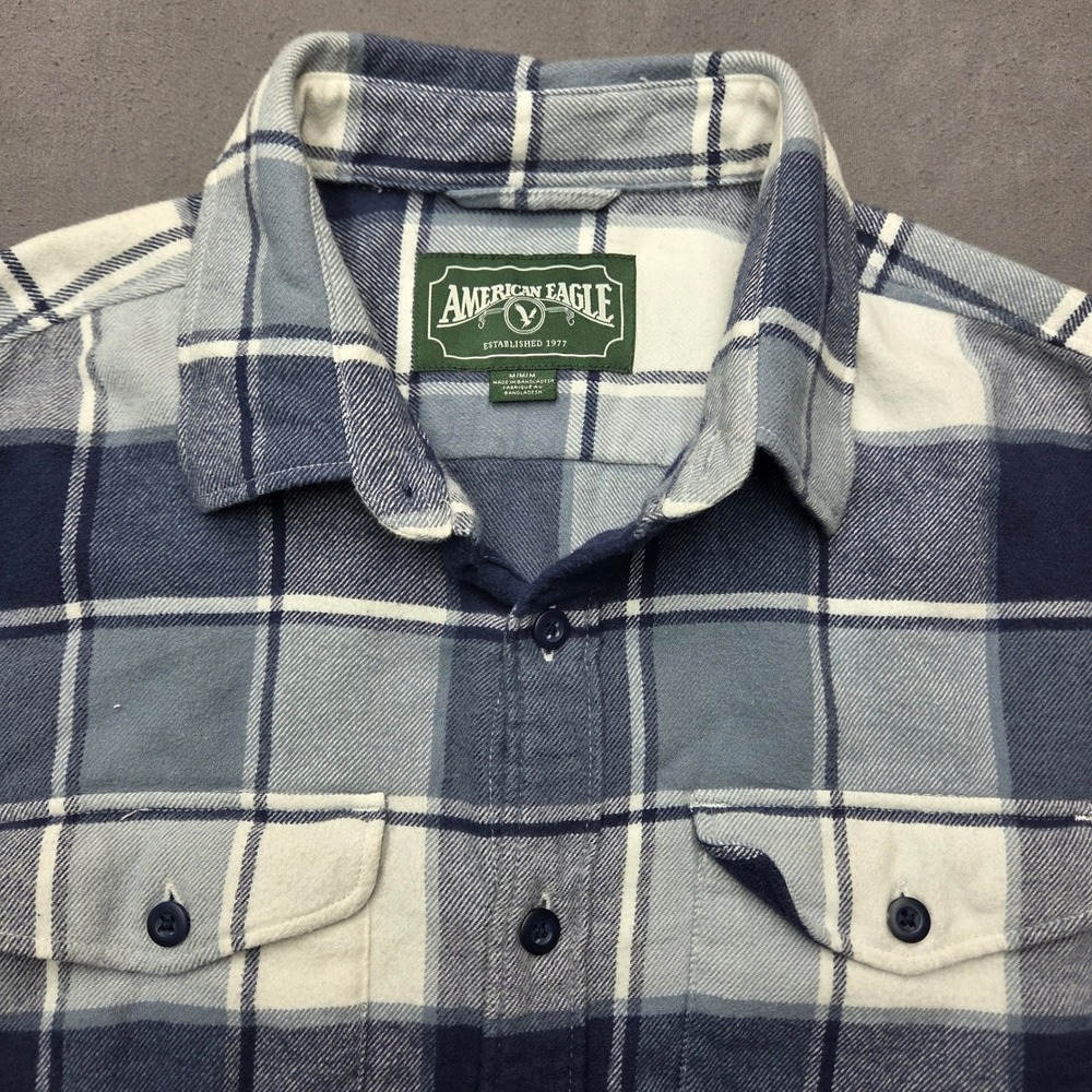 American Eagle Mens Flannel Shirt Medium Blue Plaid Long Sleeve Button Down
